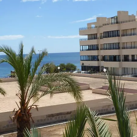 Appartamento With Side Seaview 60 Meters From Sea
