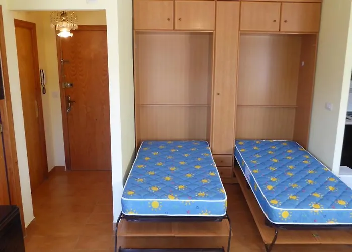 With Side Seaview 60 Meters From Sea Apartment *